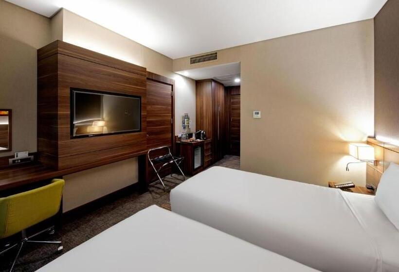 غرفة قياسية, Holiday Inn Istanbul   Kadikoy, An Ihg