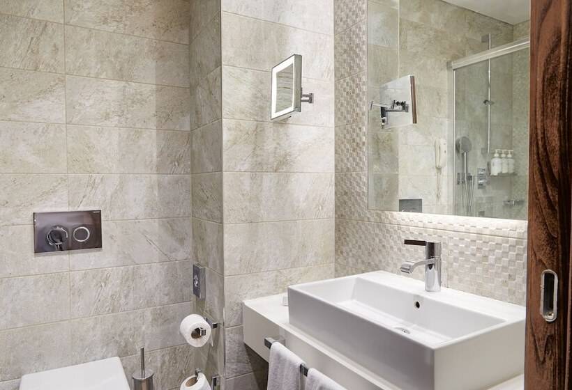 غرفة قياسية, Holiday Inn Istanbul   Kadikoy, An Ihg