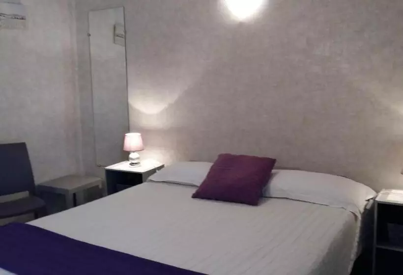 Standard Room, Hôtel La Gravenne