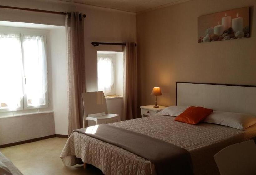 スタンダードトリプルルーム, Hôtel La Gravenne