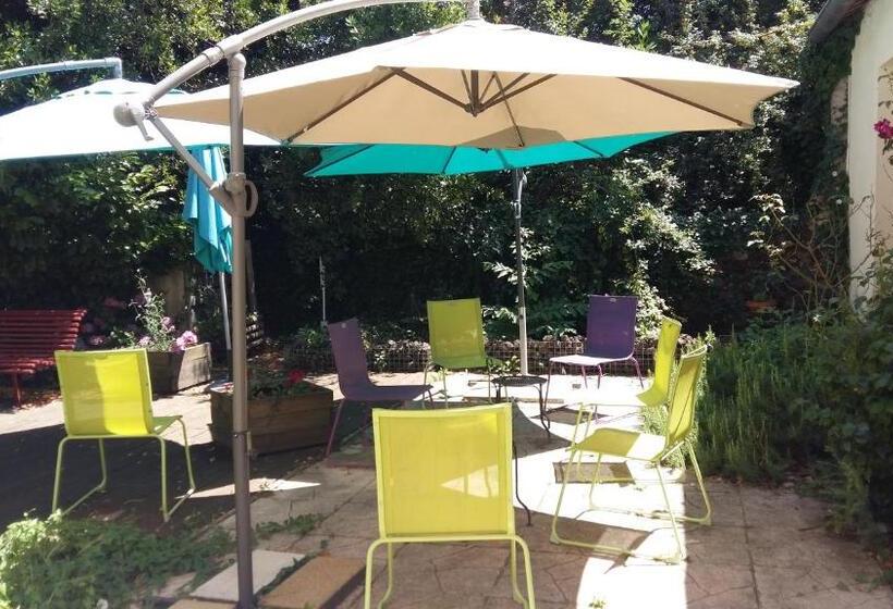 Номер Стандарт Вид на Сад, Hôtel La Gravenne