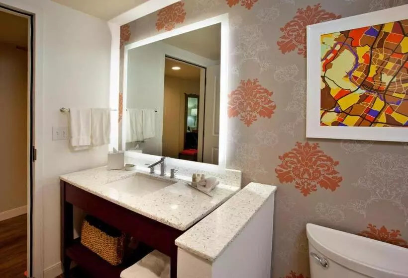 キングサイズベッドのスタンダードルーム, Indigo Austin Downtown   University, An Ihg