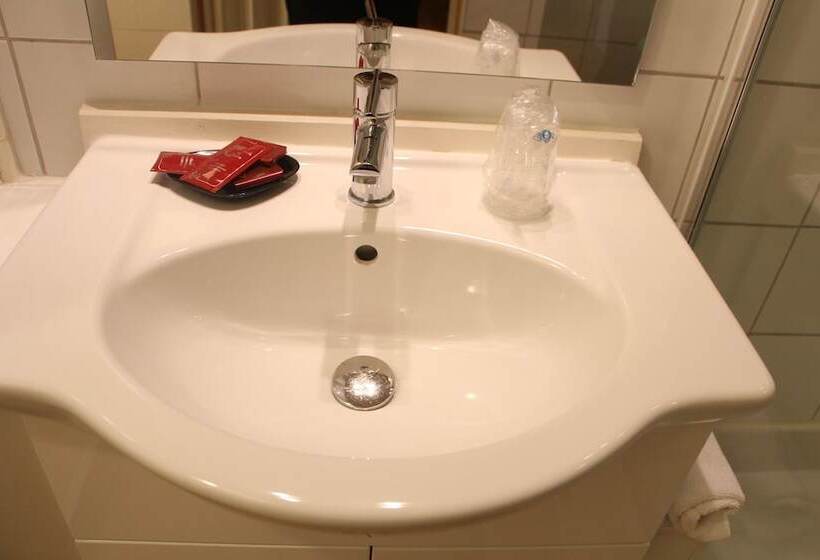 스탠다드 룸, Le Colibri