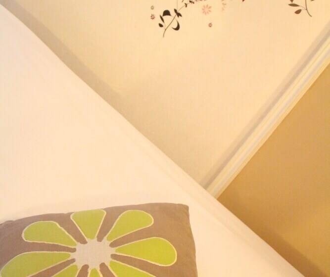 스탠다드 룸, Le Colibri