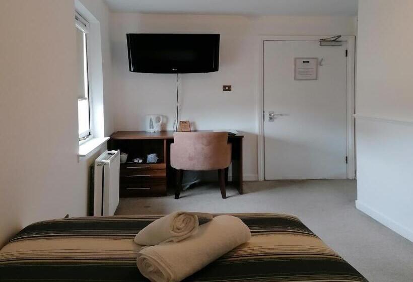 标准单人间, Livingston Lodge