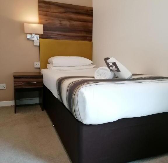 标准单人间, Livingston Lodge