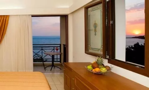 景色の見えるスタンダード4人部屋, Pheia, Vriniotis Resorts