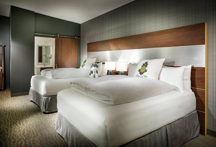 Люкс, Staypineapple, Hotel Z, Gaslamp San Diego