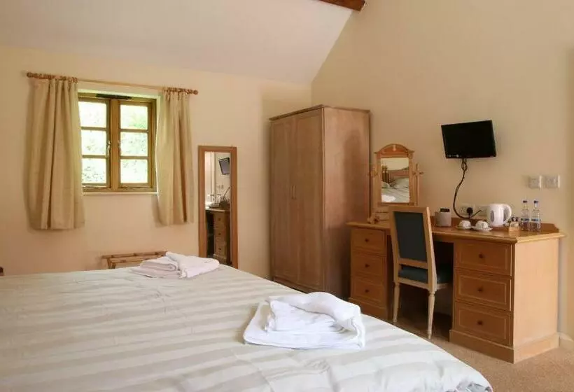 Standard Room King Size Bed