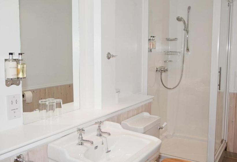 高级大房间, The Punch Bowl Inn