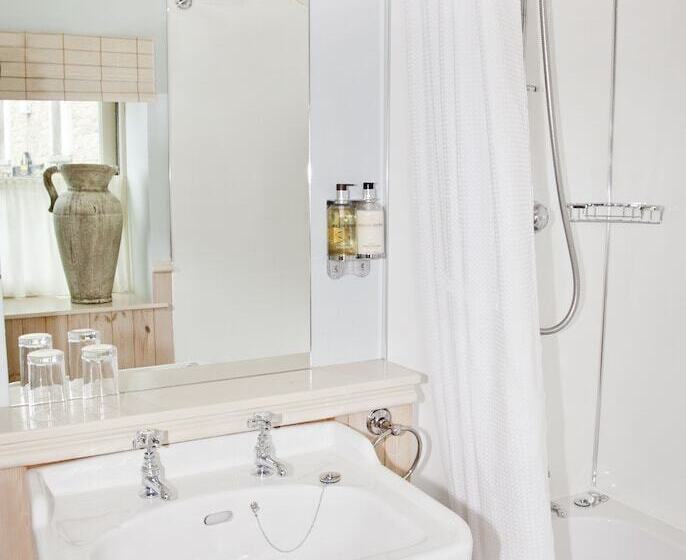 高级大房间, The Punch Bowl Inn