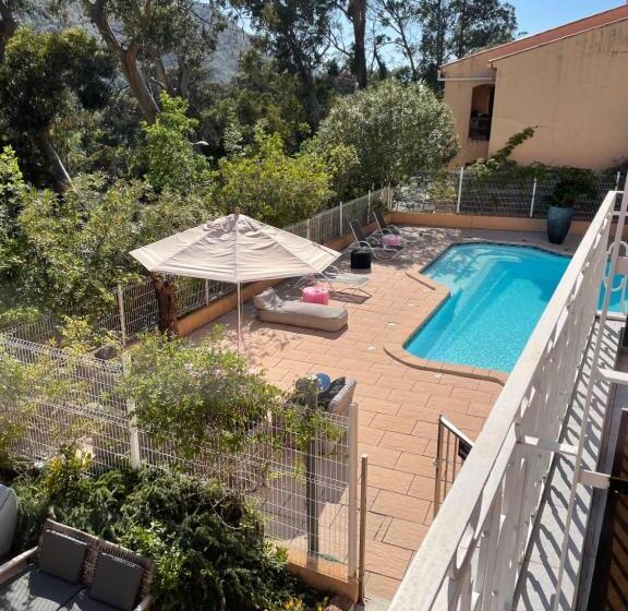 חדר סופריור לשלושה, Logis Hotel Le Lonca