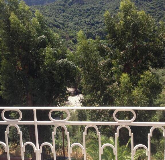 חדר סופריור לשלושה, Logis Hotel Le Lonca