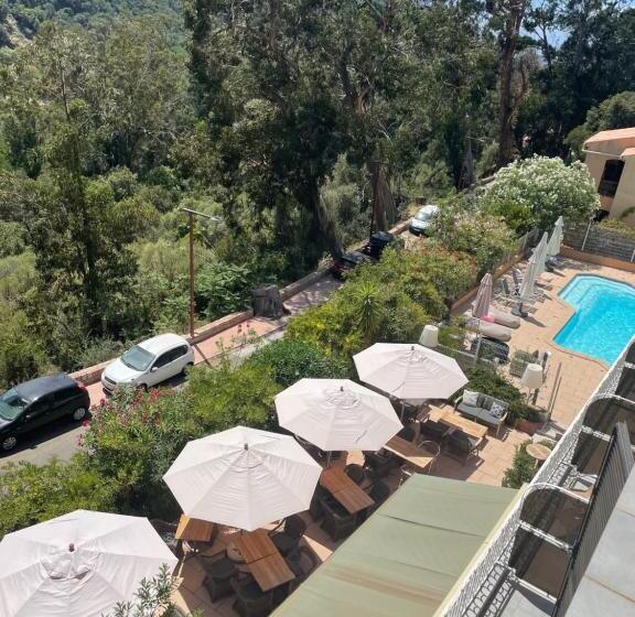 חדר סופריור עם טרסה, Logis Hotel Le Lonca