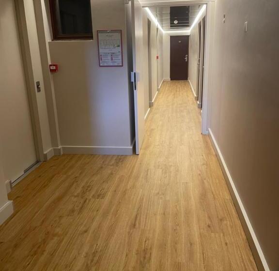 חדר סופריור עם טרסה, Logis Hotel Le Lonca