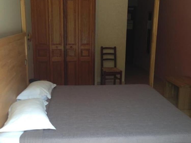 חדר סופריור עם מרפסת, Logis Hotel Le Lonca