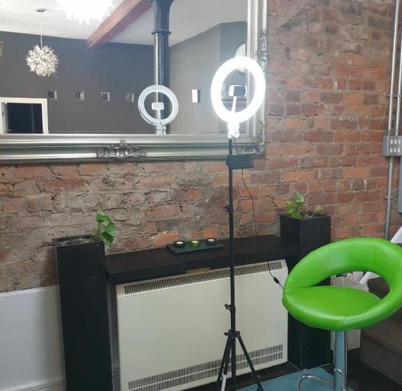 Апартаменты 1 Спальня, Lushpads