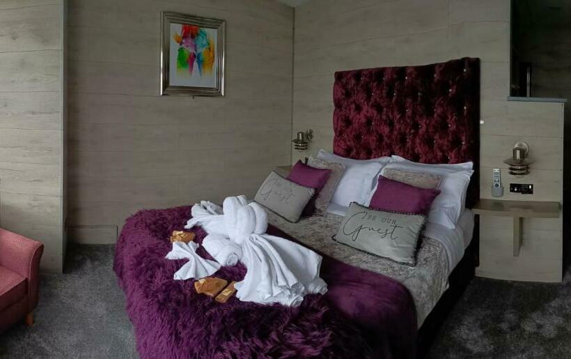 חדר דלוקס נוף לים, Kings Boutique