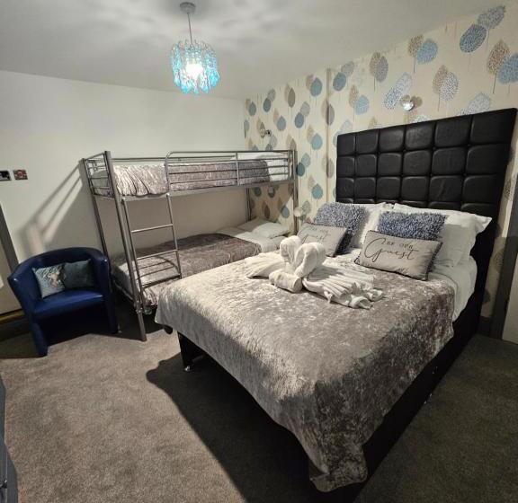 חדר משפחתי דלוקס, Kings Boutique