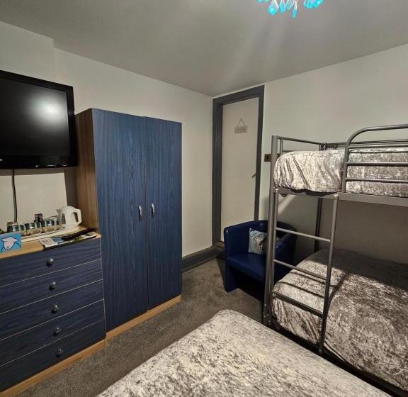 חדר משפחתי דלוקס, Kings Boutique