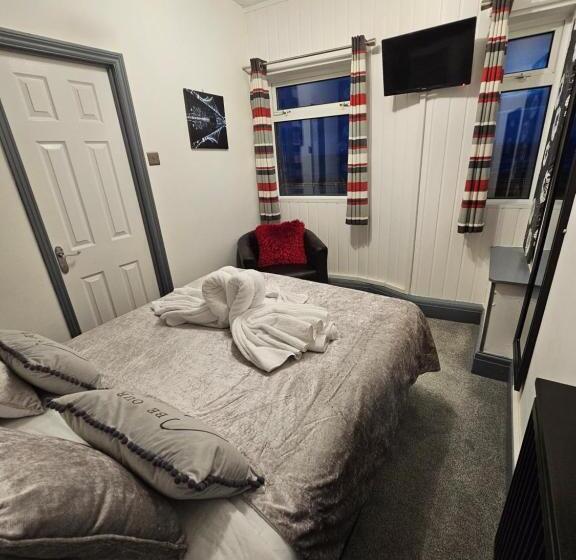 חדר משפחתי נוף לים, Kings Boutique