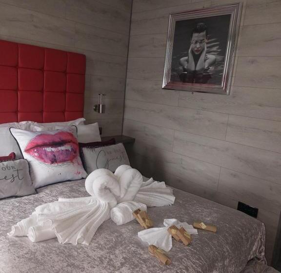 חדר דלוקס נוף לים, Kings Boutique