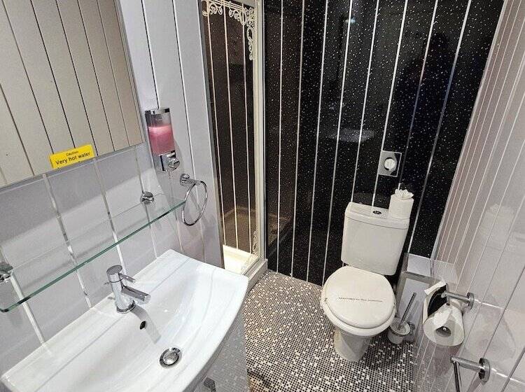 חדר משפחתי נוף לים, Kings Boutique