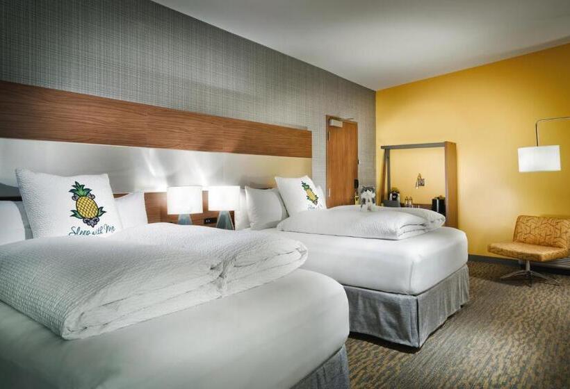 Номер Стандарт, Staypineapple, Hotel Z, Gaslamp San Diego