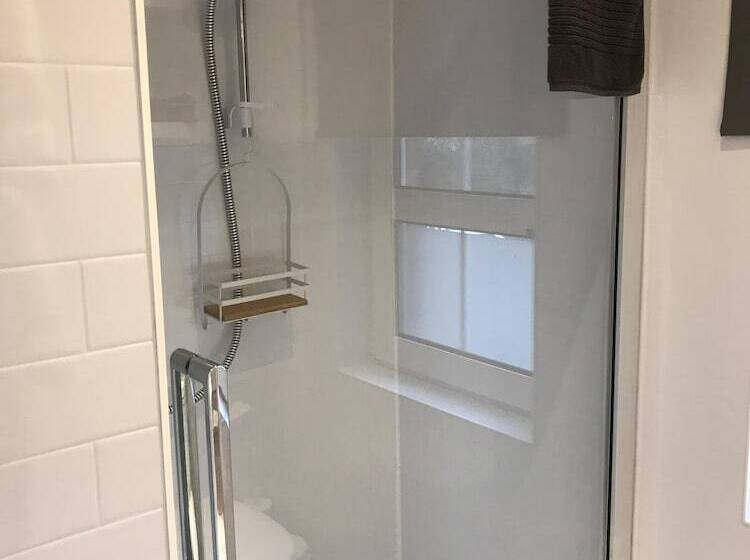 Номер Стандарт, The Glastonbury Townhouse B&b