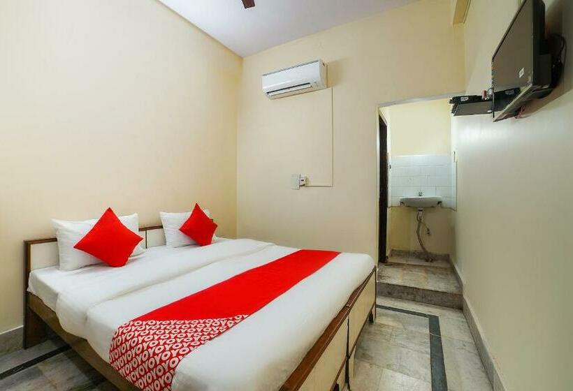 트리플 클래식 룸, Flagship Hotel Bhumika & Restaurant