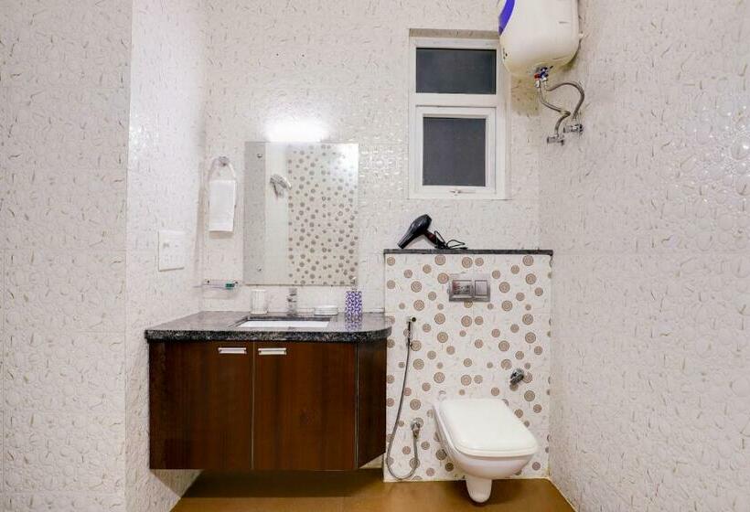 סטודיו סטנדרט עם מרפסת, S2l Suite Rooms And Studio Near Sohna Road