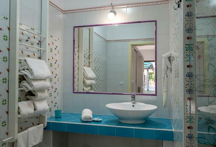 Трехместный Номер Комфорт, Mia Resort Paestum