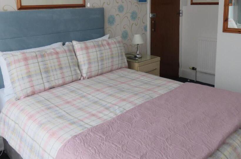 Номер Стандарт Индивидуальный, Ainsley Court Guest House