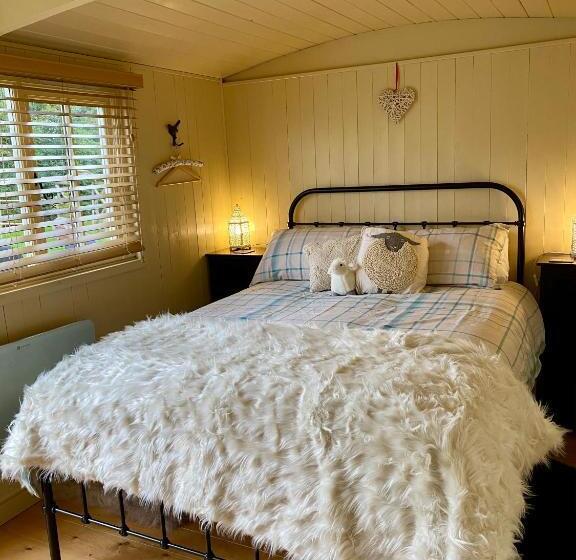 Студио Стандарт Вид на Сад, Fourwinds B&b