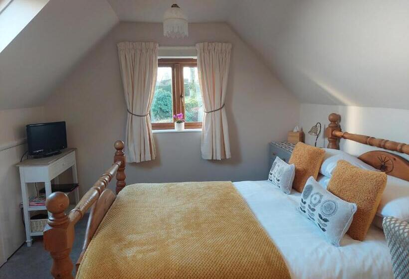 Номер Стандарт, Innisfree Cottage