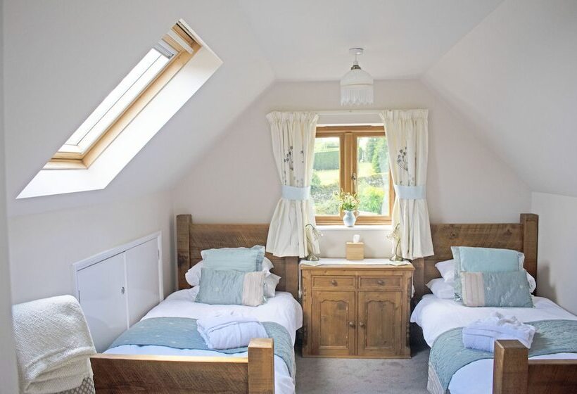 Номер Стандарт, Innisfree Cottage