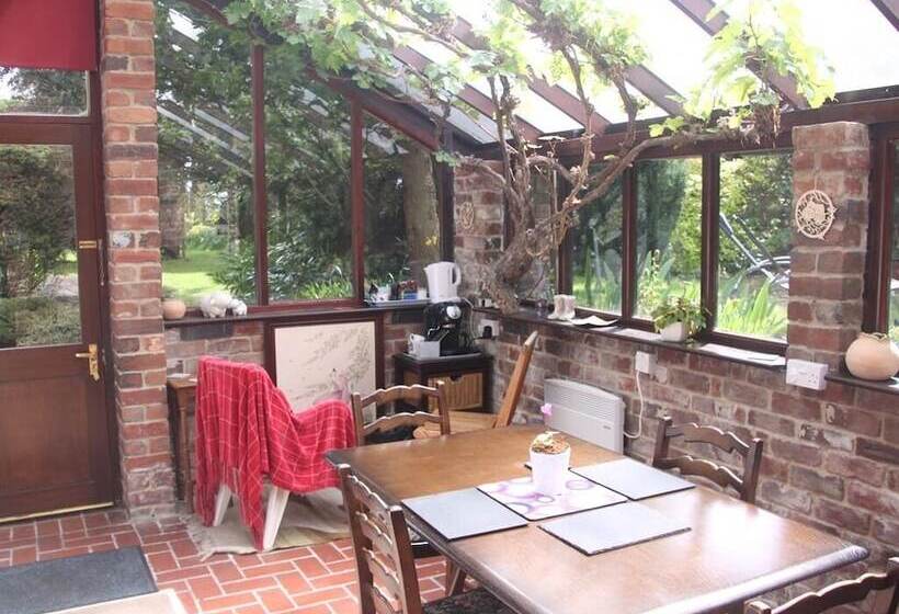 Номер Стандарт, Church Villa B&b