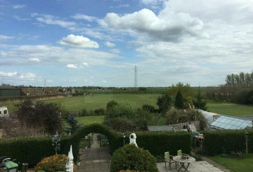 غرفة قياسية رباعية, Fourwinds B&b