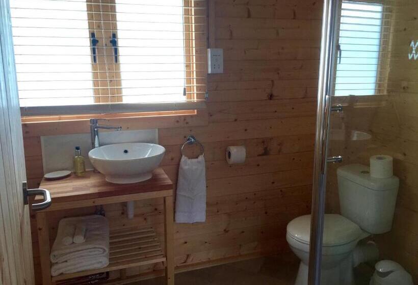 إستوديو قياسى مطلّ علي الحديقة, Fourwinds B&b