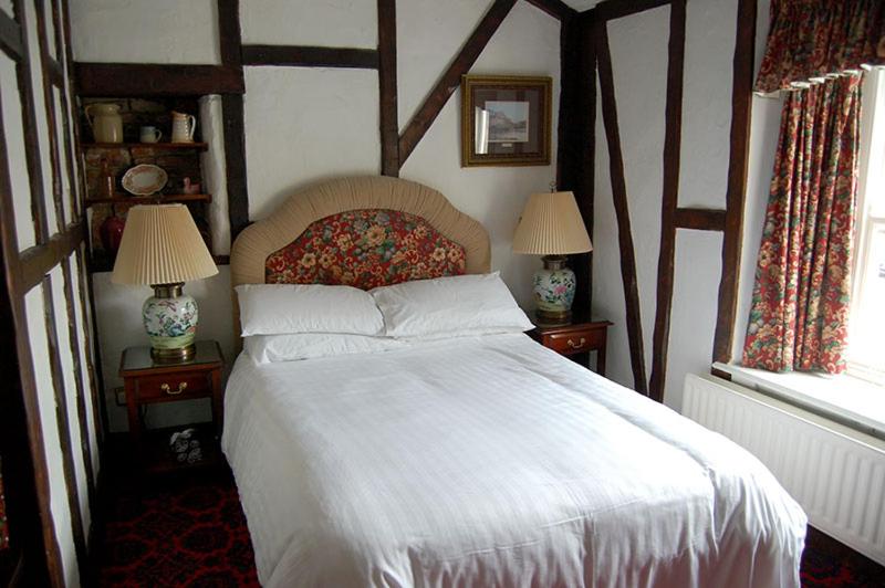 Номер Стандарт, Dun Cow Inn