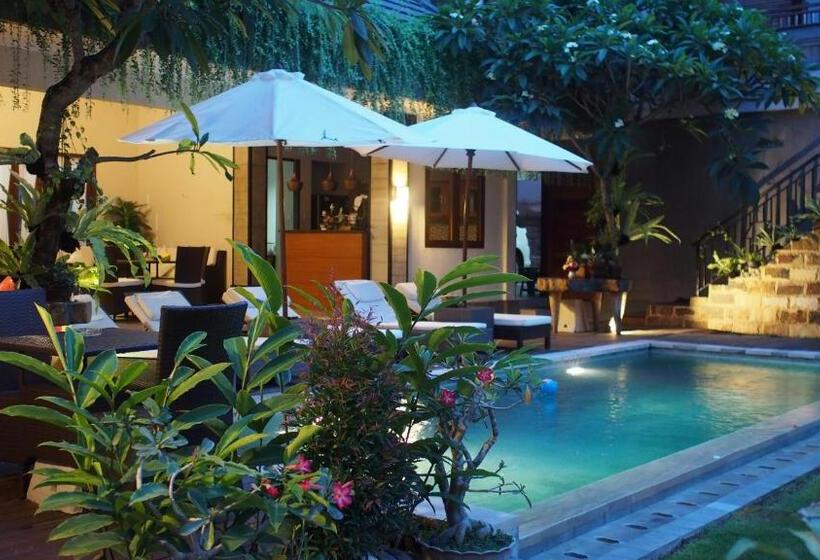 带阳台套房, Lebak Bali Residence