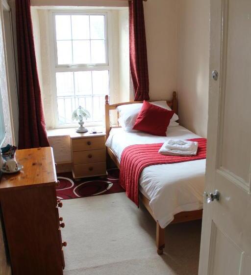 标准单人间, Middlegate