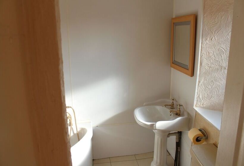 标准间, Middlegate