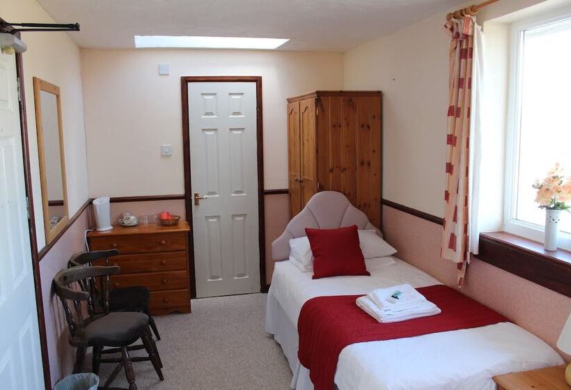 标准间, Middlegate