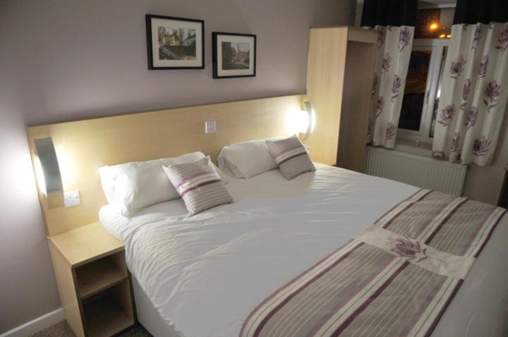 家庭间, Royal George