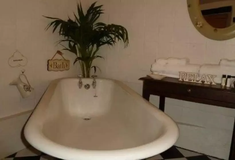 Standard Room, The Frenchgate Restaurant &