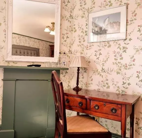 ファミリールーム, Villa Rothsay