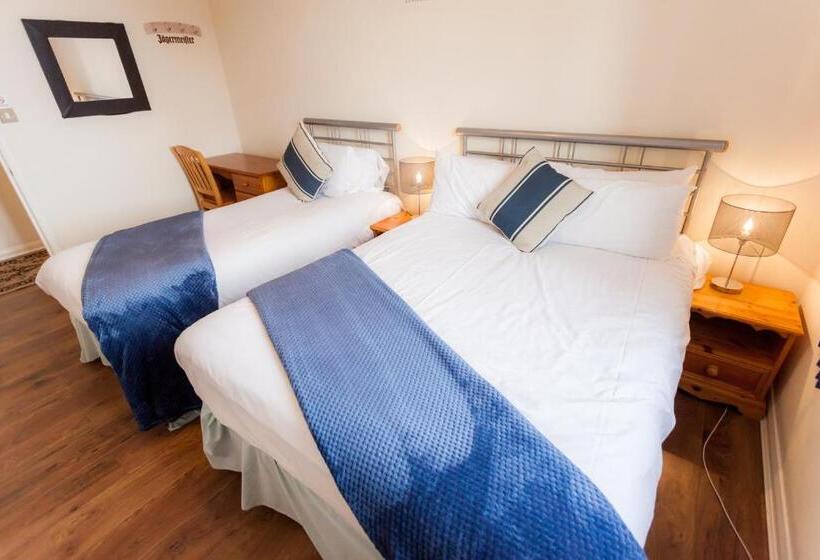 ファミリーステューディオ, Albion House