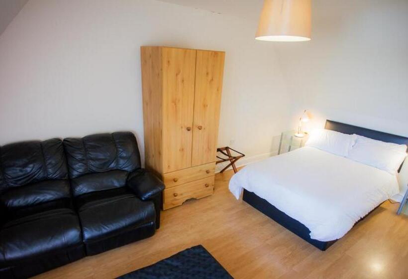 ３ベッドルームアパートメント, Albion House