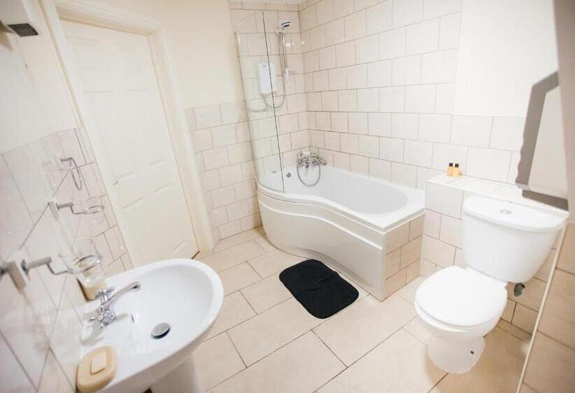 ３ベッドルームアパートメント, Albion House